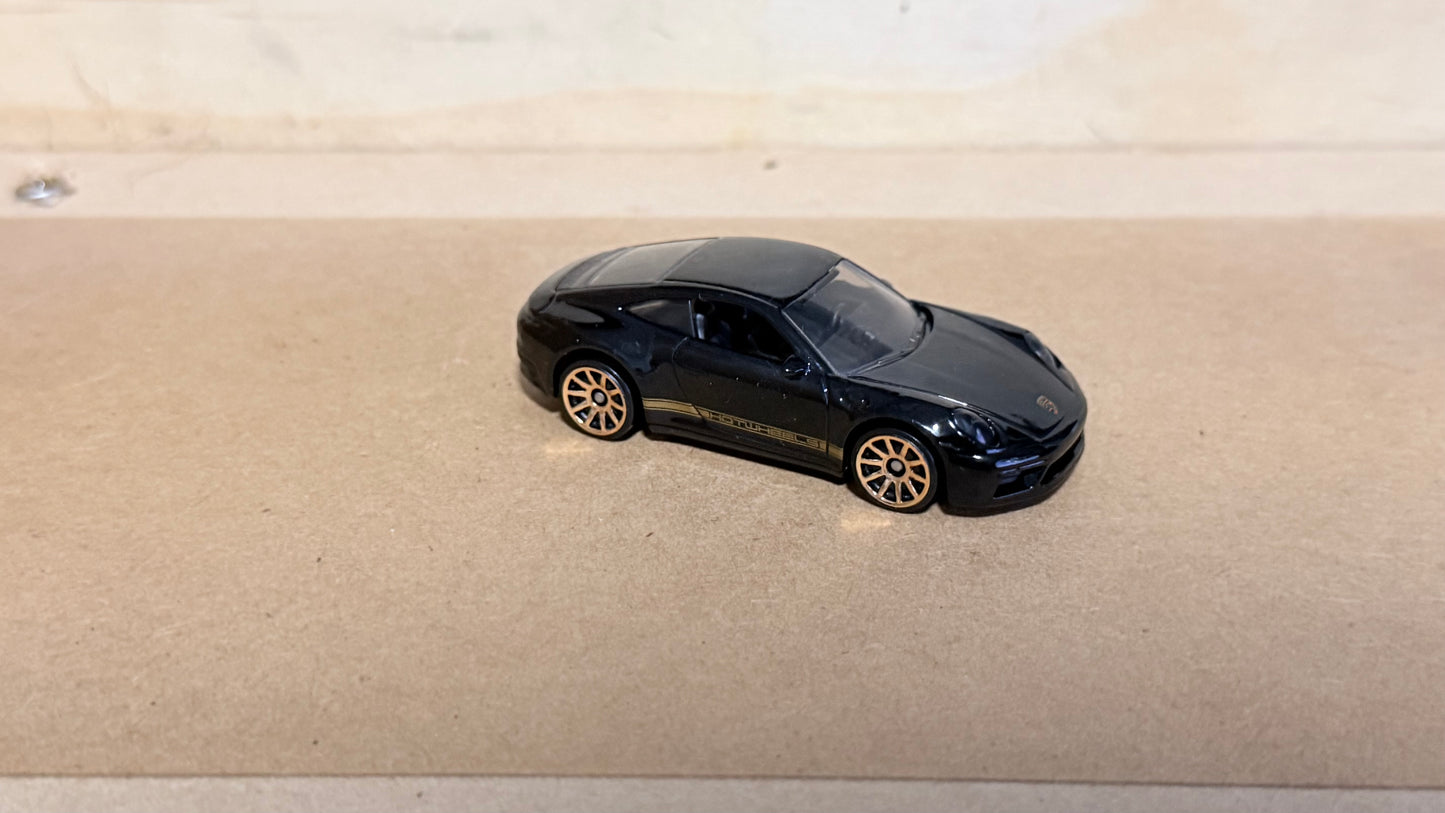 Porsche 911 (loose car)