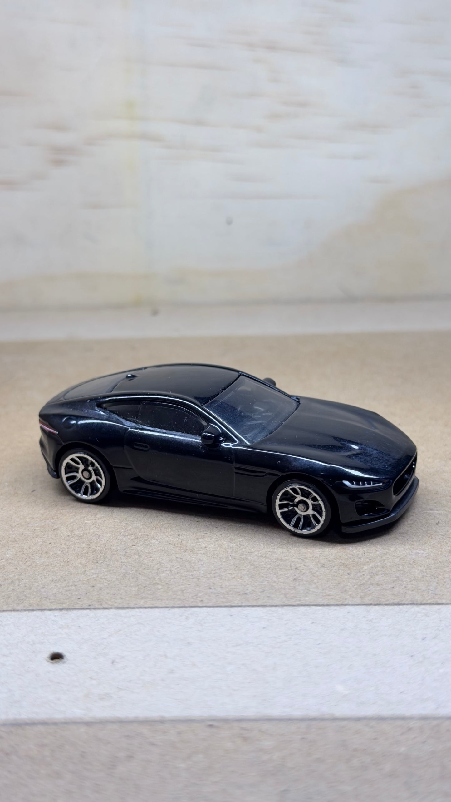 jaguar f-type (loose car)