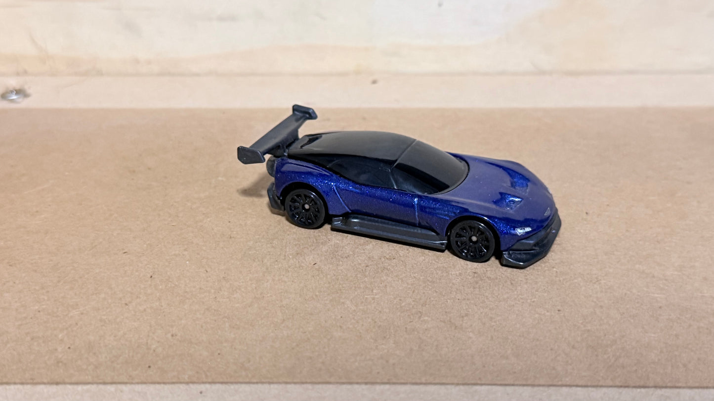 Aston Martin Vulcan (loose car)