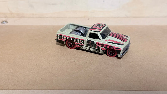 Chevy C10 (loose car)